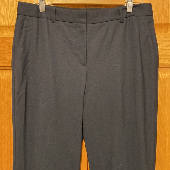 Theory Heze Contour 100% virgin Wool navy blue cropped cuffed hem light pants 10 - Picture 3 of 11